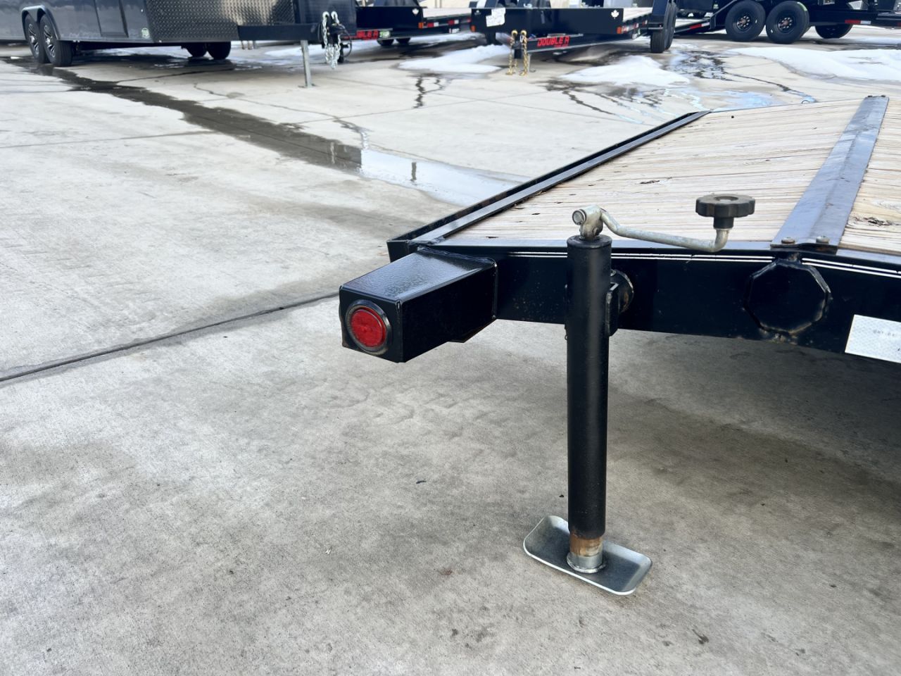 Used 2021 Load Trail 18’ flatbed Trailer 2-5200 lb axles=10K, dovetail, removable fenders, Slide In Ramps