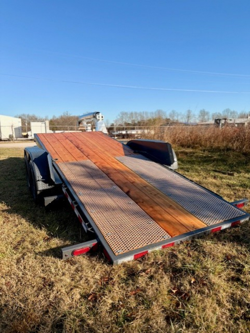 New 2026 Brandt 22ft UBT822 Equipment Tilt Trailer