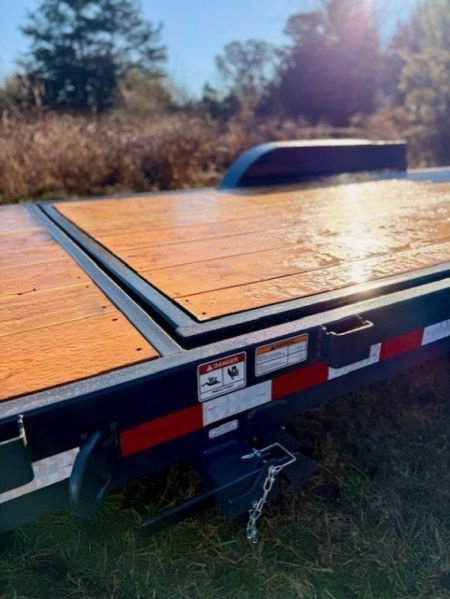 New 2026 Brandt 22ft UBT822 Equipment Tilt Trailer