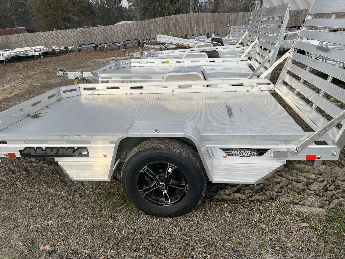 2025 Aluma EX7710H