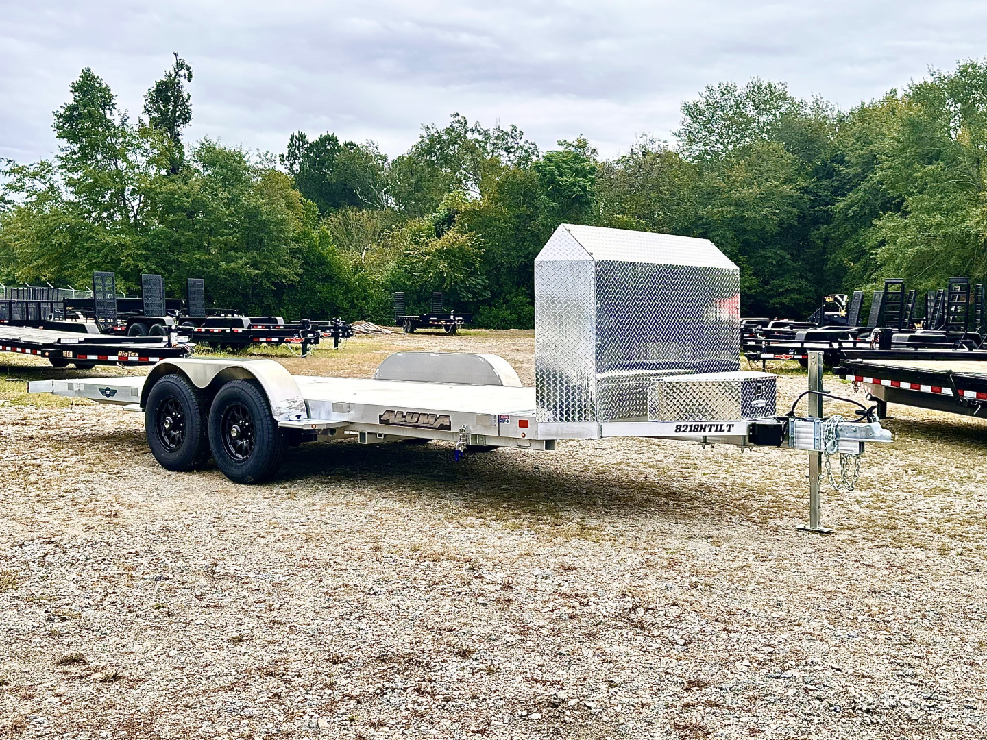 New 8218HTILT Aluma Executive Car Hauler