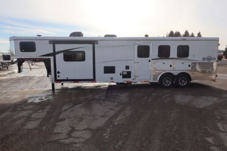 Used 2018 Bison Trailers Ranger Horse Trailer