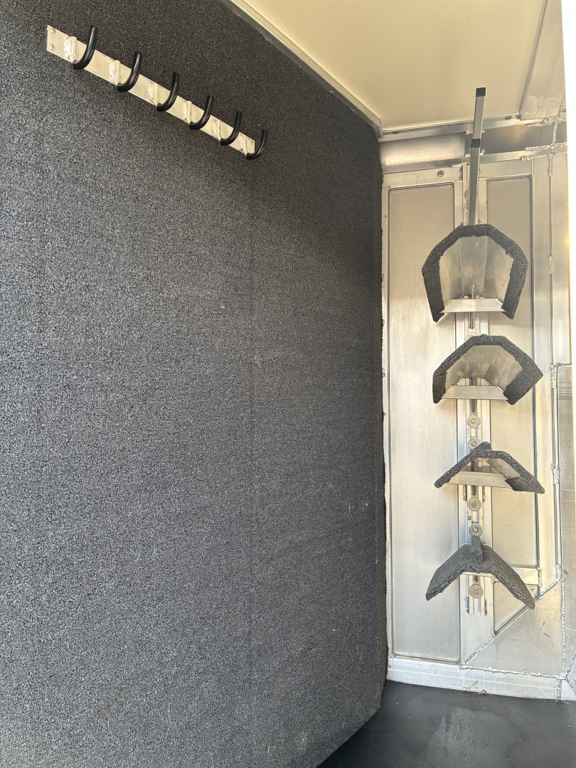 Used 2015 Hart Trailer Short Go Horse Trailer