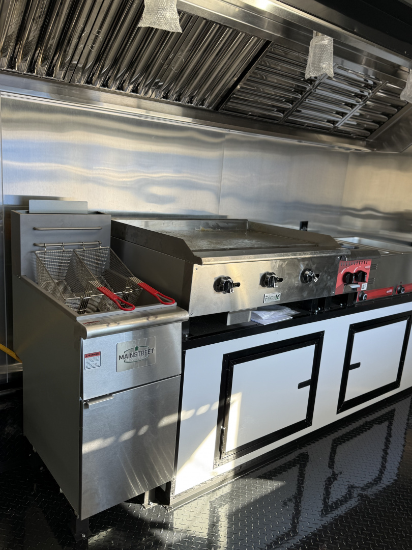 New 2026 Coast 2 Coast 8.5X20 TA CONCESSION TRAILER FULLY EQUIPPED BLACKOUT Concession