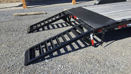 New 2026 Diamond C Trailers HEQ Equipment Trailer / 16,000 GVWR / 82"x22'