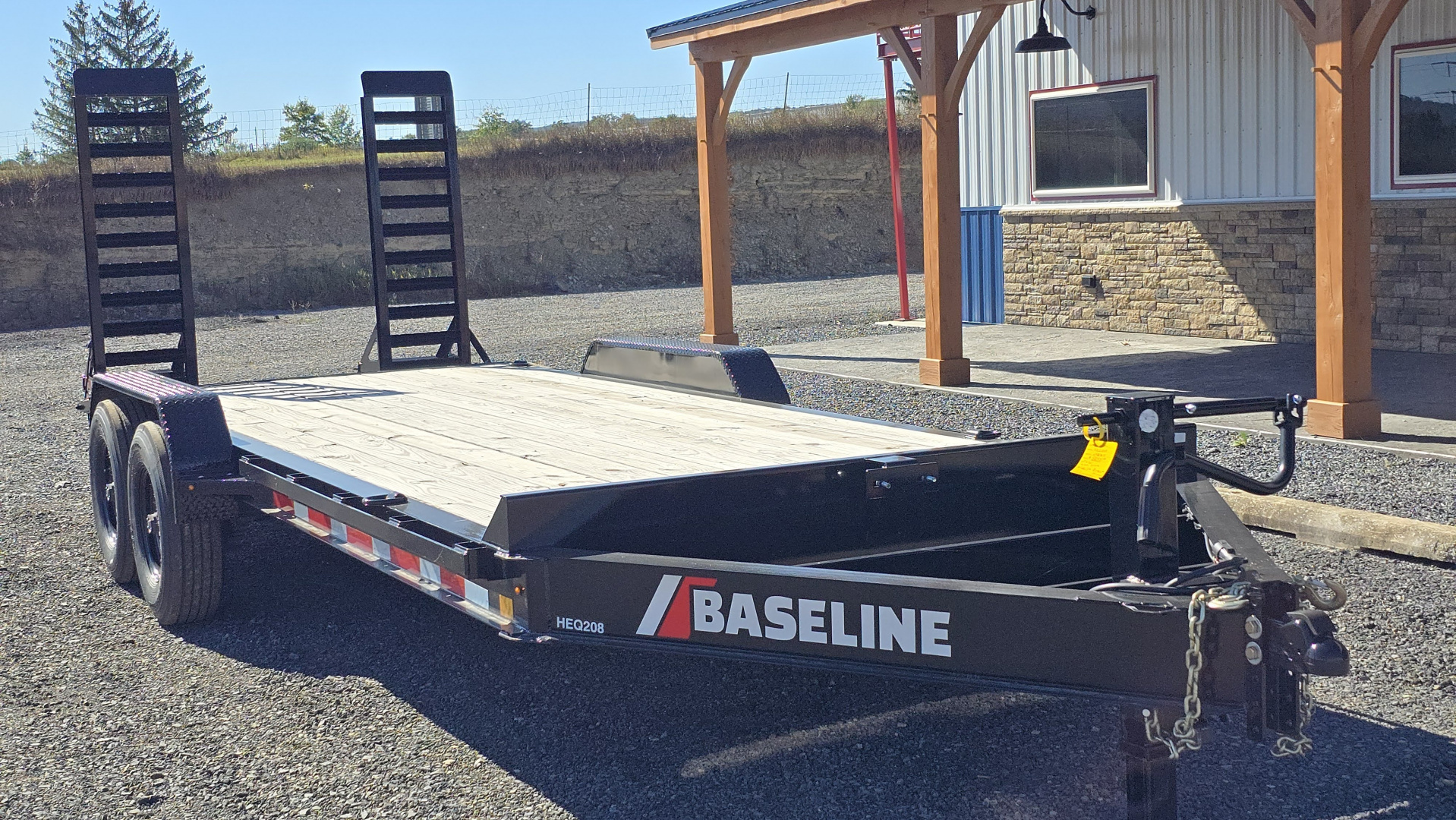 New 2026 Diamond C Trailers HEQ Equipment Trailer / 16,000 GVWR / 82"x22'