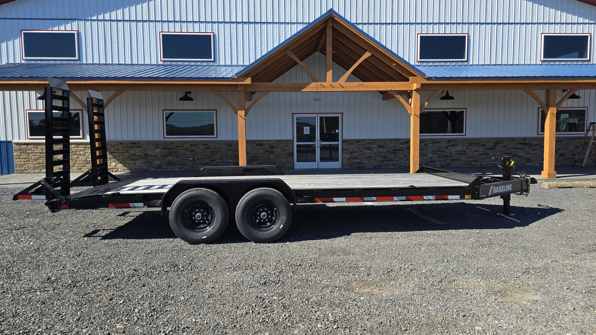New 2026 Diamond C Trailers HEQ Equipment Trailer / 16,000 GVWR / 82"x22'