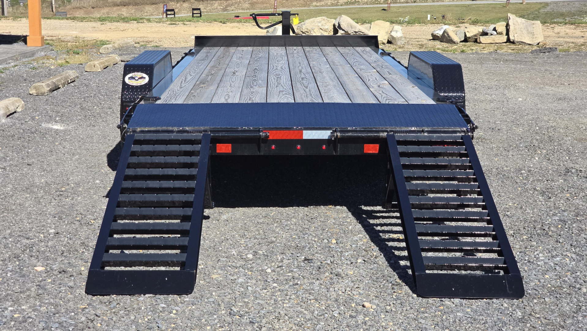 New 2026 Diamond C Trailers HEQ Equipment Trailer / 16,000 GVWR / 82"x22'