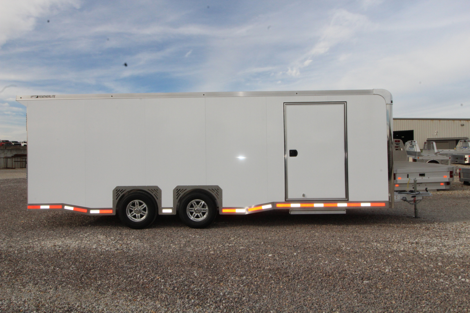 2025 Featherlite