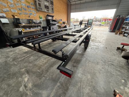 New 2027 Haul-Rite Trailers FS25-26 Super-HD Tritoon Pontoon Boat