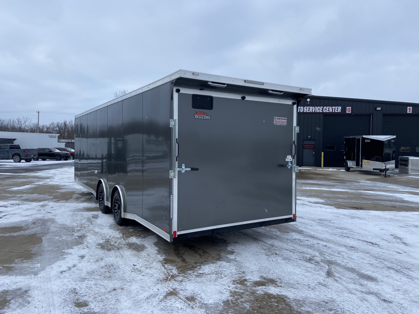 New United LIM 8.5X28 RACING TRAILER