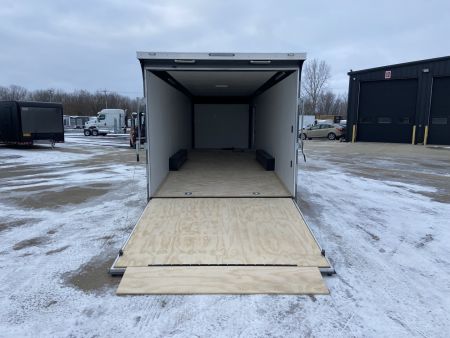 New United LIM 8.5X28 RACING TRAILER