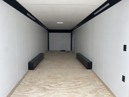 New United LIM 8.5X28 RACING TRAILER