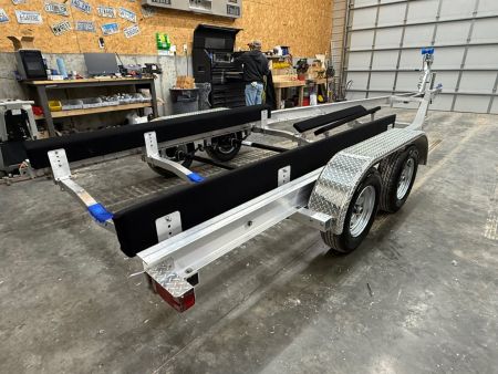 New 2027 WaterMade Boat Trailers WM26-28 7KS Bowrider