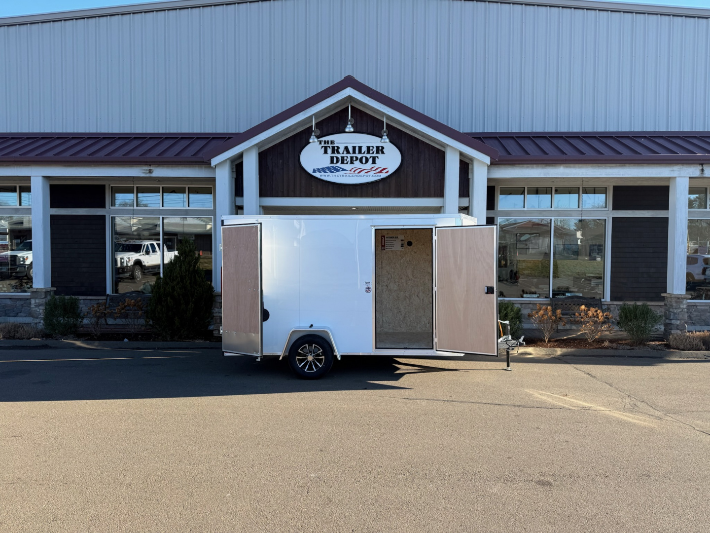New Pace American 6′ x 12′ + V-Nose Enclosed Cargo Trailer with Barn Doors 2.9K
