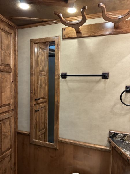 Used 2020 4-Star 3 Horse 15' Living Quarter Horse Trailer