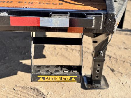 New 2026 Southland Trailers 8.5-32 Engineered Beam Gooseneck Deckover Equipment Hauler W/ 6' Max Ramps and HDSS 25K GVWR