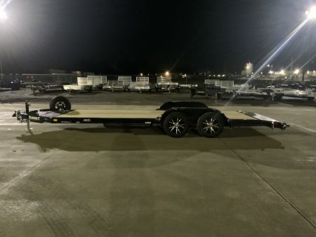 New 2026 Diamond C GTF 235 20 X 83 Car Hauler