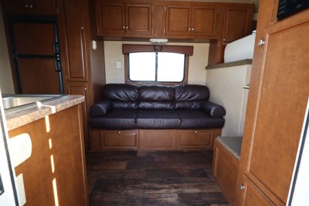 Used 2014 Bison Trailers 4Horse LQ Horse Trailer