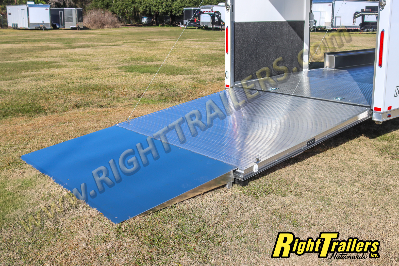 New 2027 inTech Trailers 8.5X28 RACE TRAILER Car / Racing Trailer
