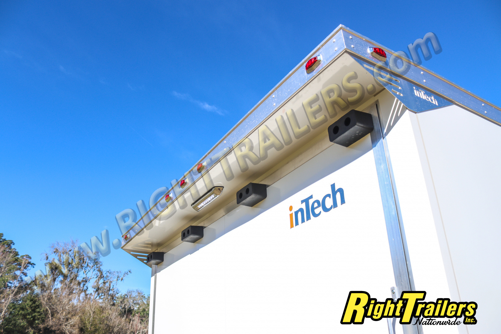 New 2027 inTech Trailers 8.5X28 RACE TRAILER Car / Racing Trailer