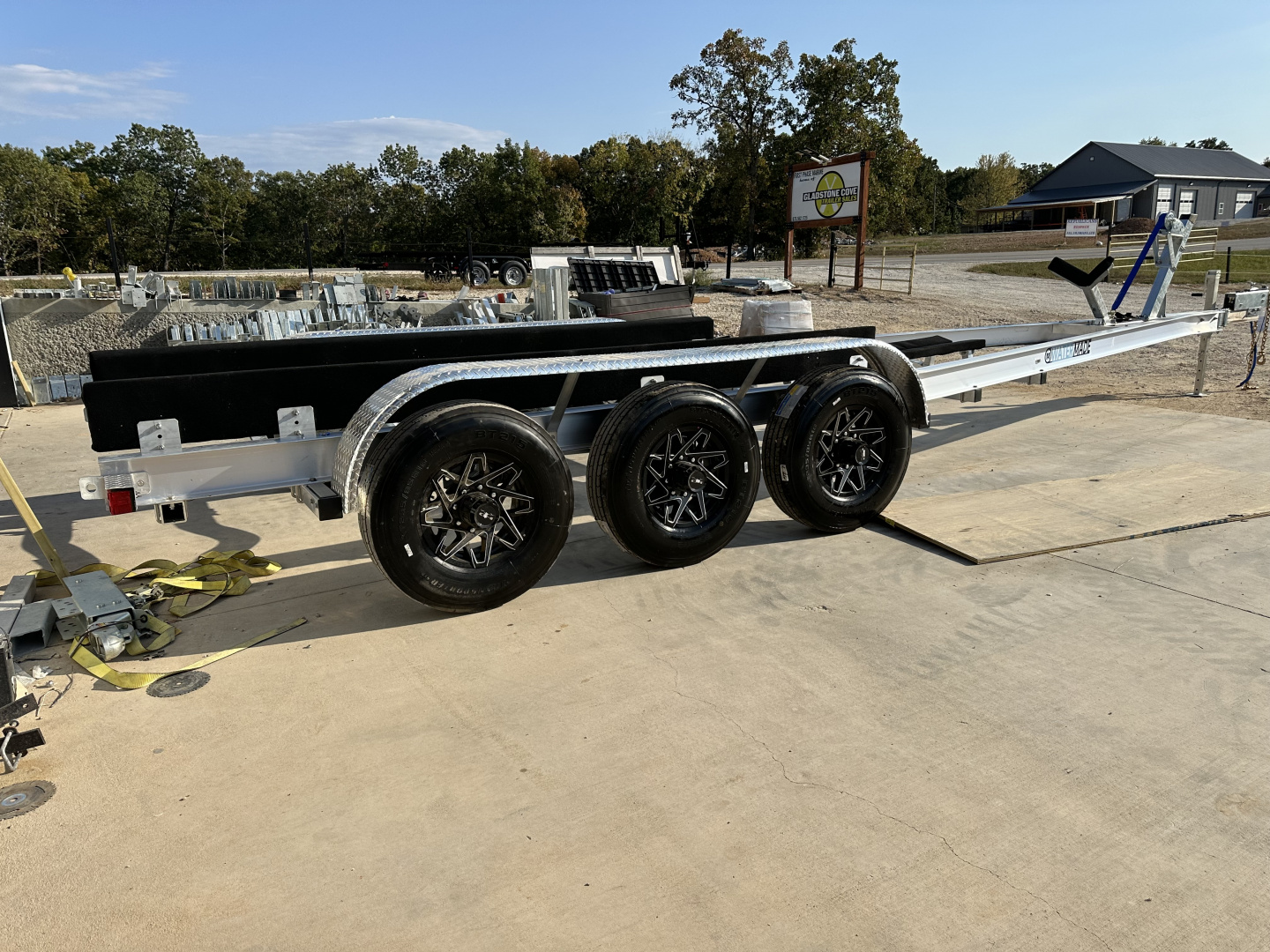 New 2027 WaterMade Boat Trailers WM30-15K + Torsion Power Boat