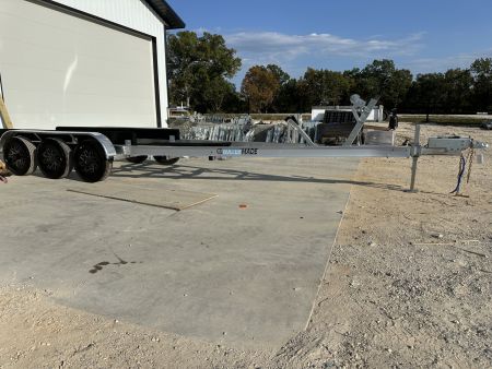 New 2027 WaterMade Boat Trailers WM30-15K + Torsion Power Boat