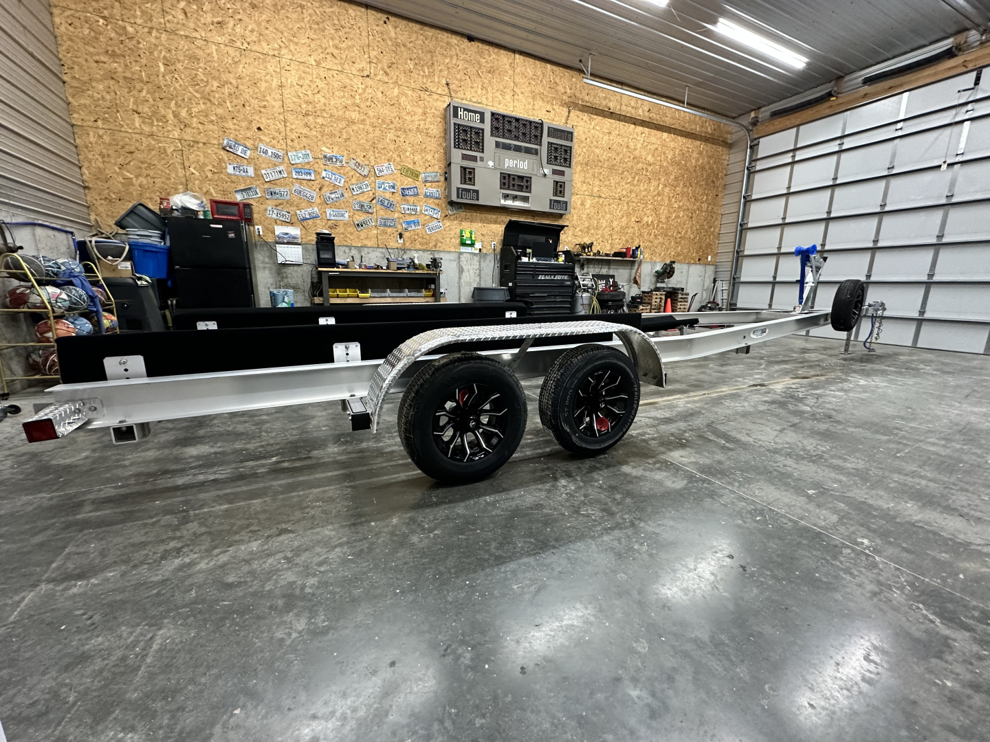 New 2027 WaterMade Boat Trailers WM26-27 7K Torsion Bowrider