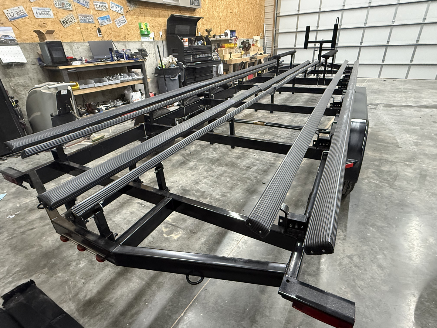 New 2027 Haul-Rite Trailers FS28TRI-10.5 Tritoon Pontoon Boat