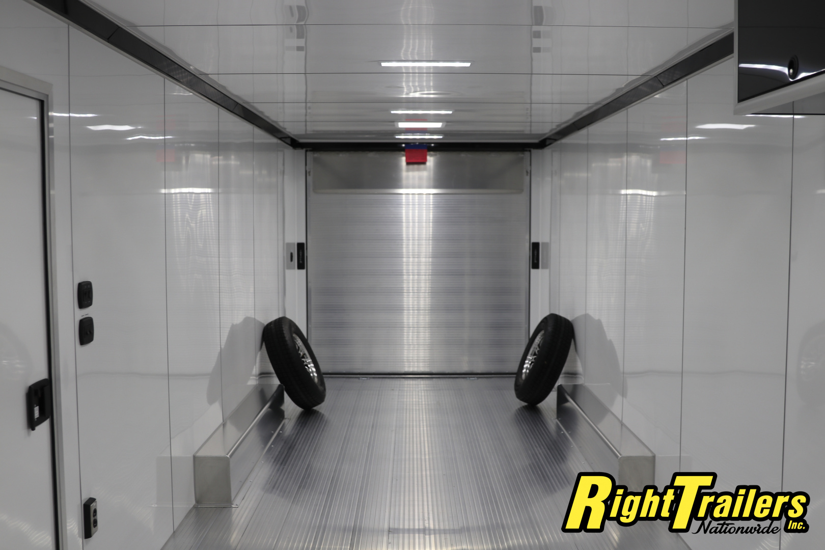 New inTech Trailers 8.5x40 Race Trailer Car / Racing Trailer