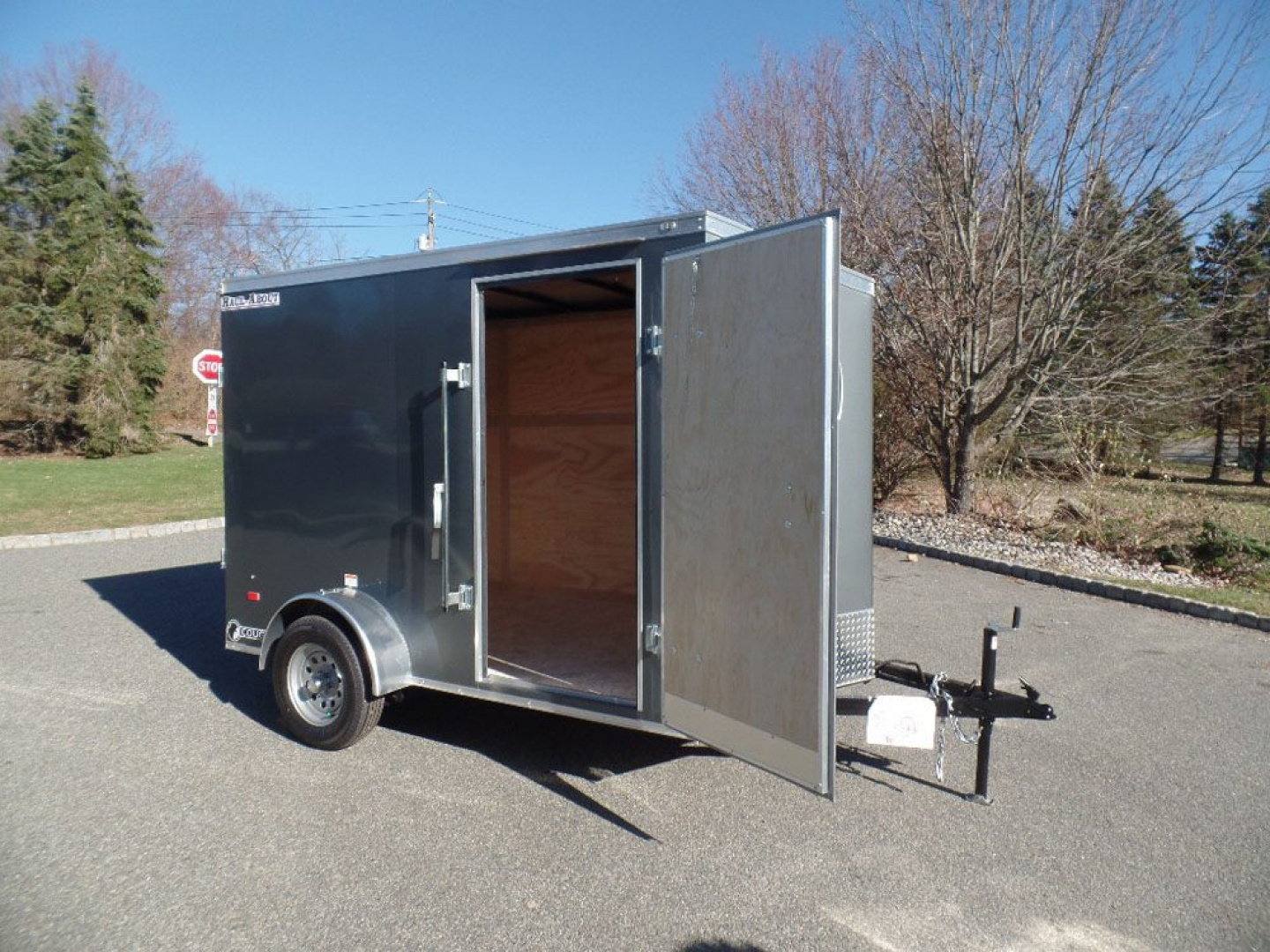 6×10 Enclosed Cargo Trailer