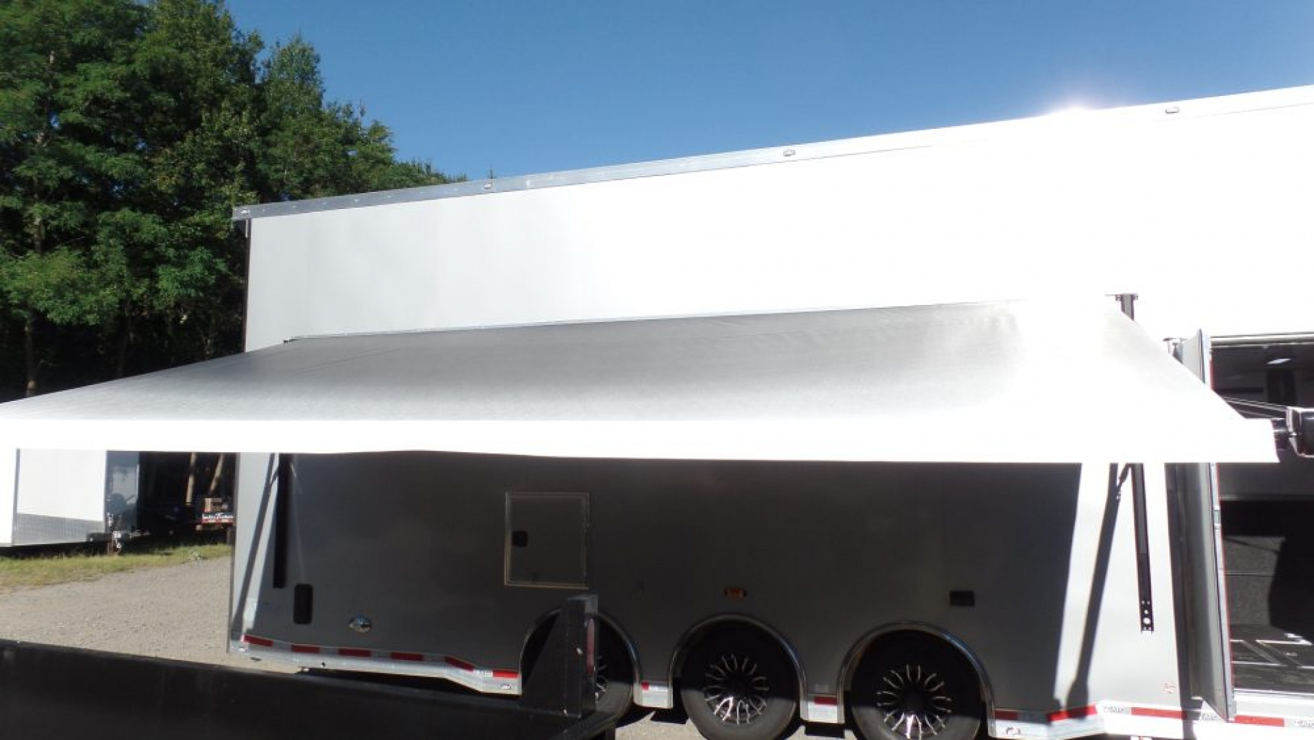 New 2025 ATC CUSTOM / 30FT Stacker