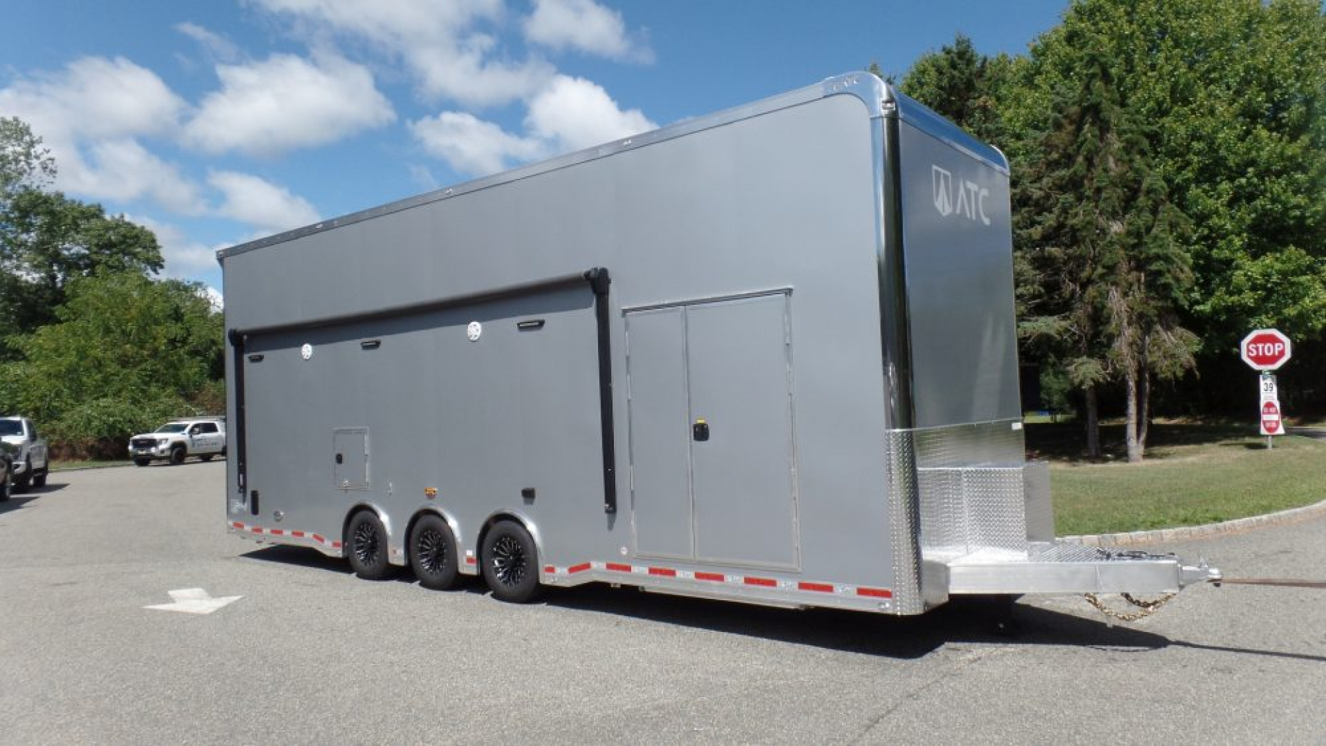 New 2025 ATC CUSTOM / 30FT Stacker