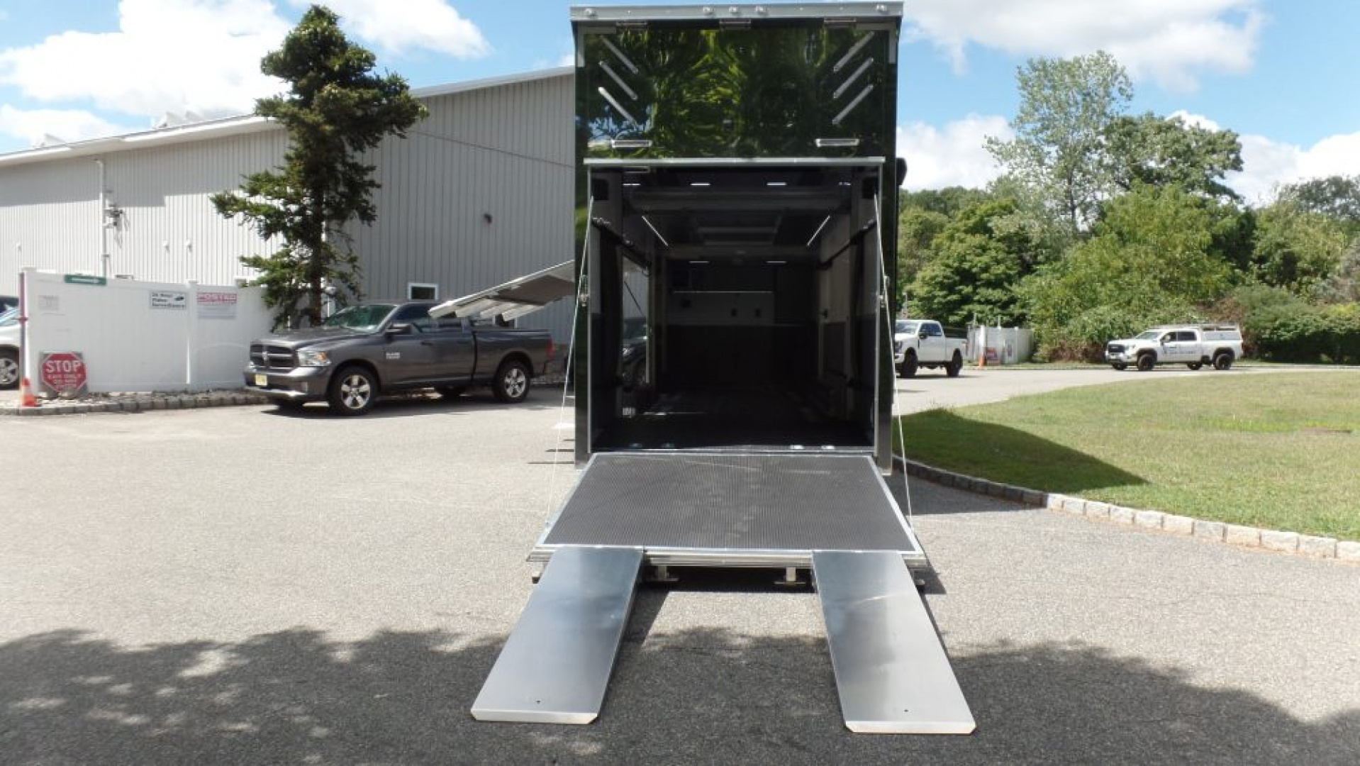 New 2025 ATC CUSTOM / 30FT Stacker