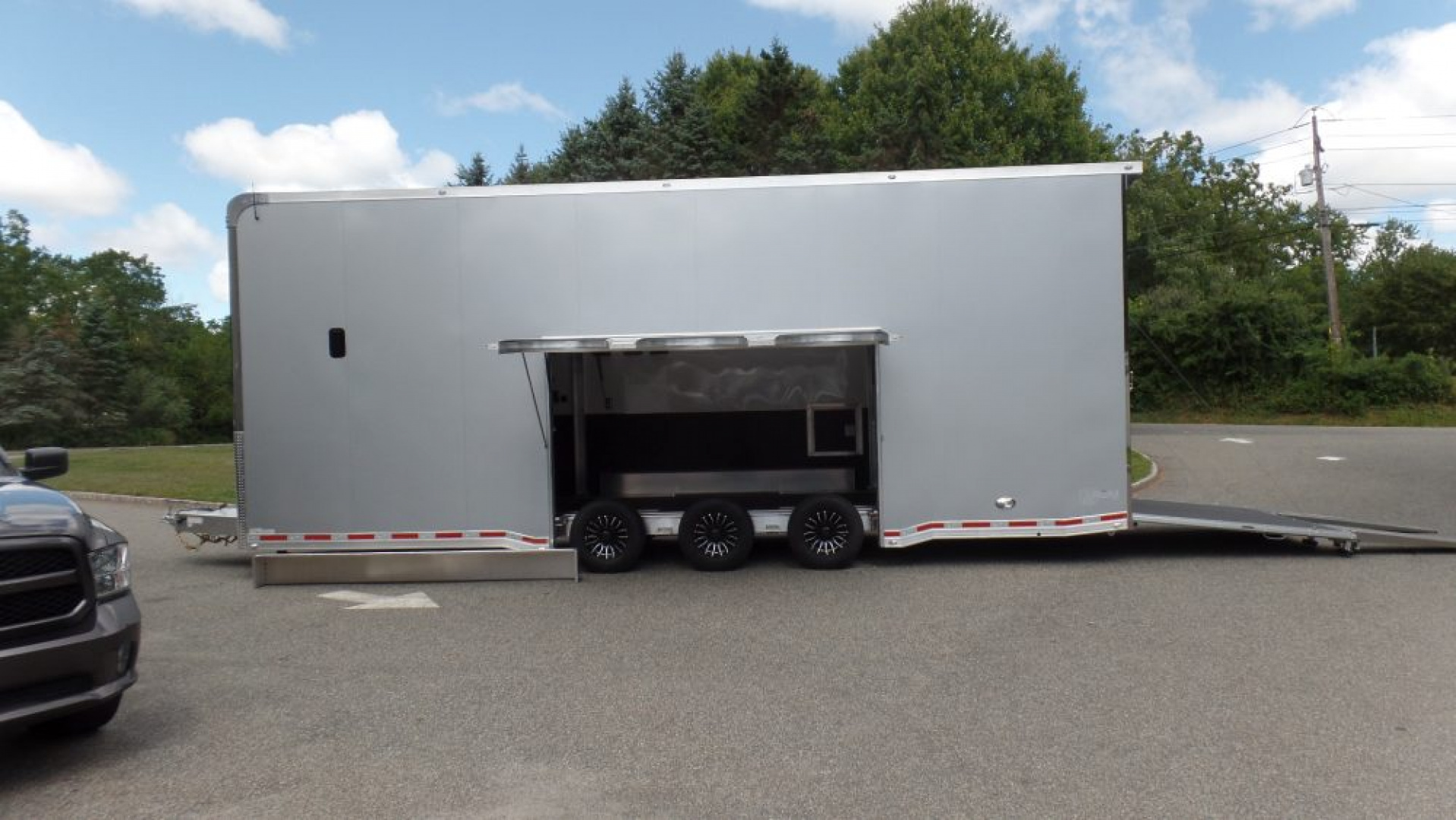 New 2025 ATC CUSTOM / 30FT Stacker
