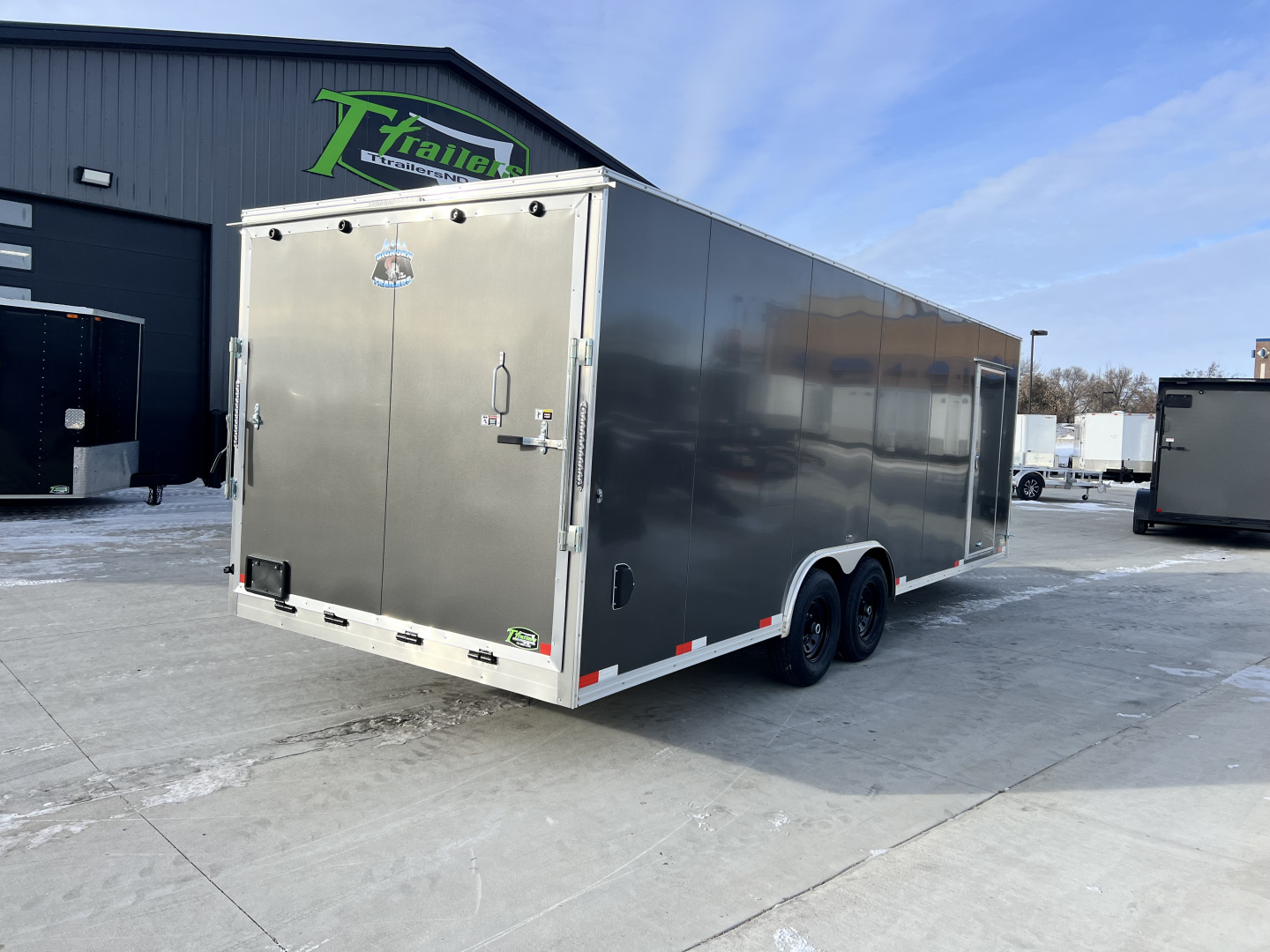 New NEW 2027 Bighorn R&M 8.5x24 +2V SUPERIOR QUALITY 14K Enclosed 7 ft Cargo Trailer Car Hauler