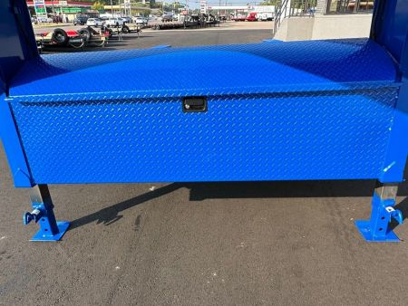 New 2024 Diamond C Trailers LPX208-GN Equipment Trailer