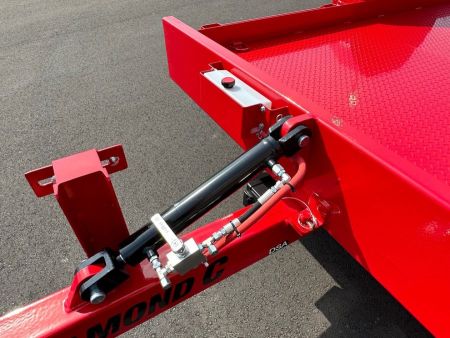 New 2023 Diamond C Trailers DSA107 Equipment Trailer