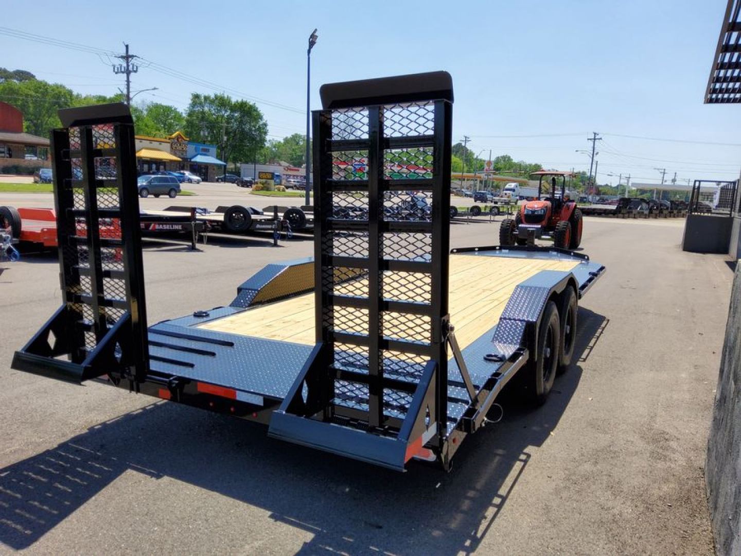 New 2025 Diamond C Trailers LPX207 Equipment Trailer