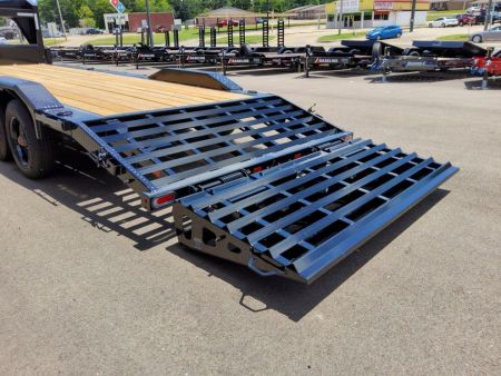 New 2025 Diamond C Trailers LPX210-GN Equipment Trailer