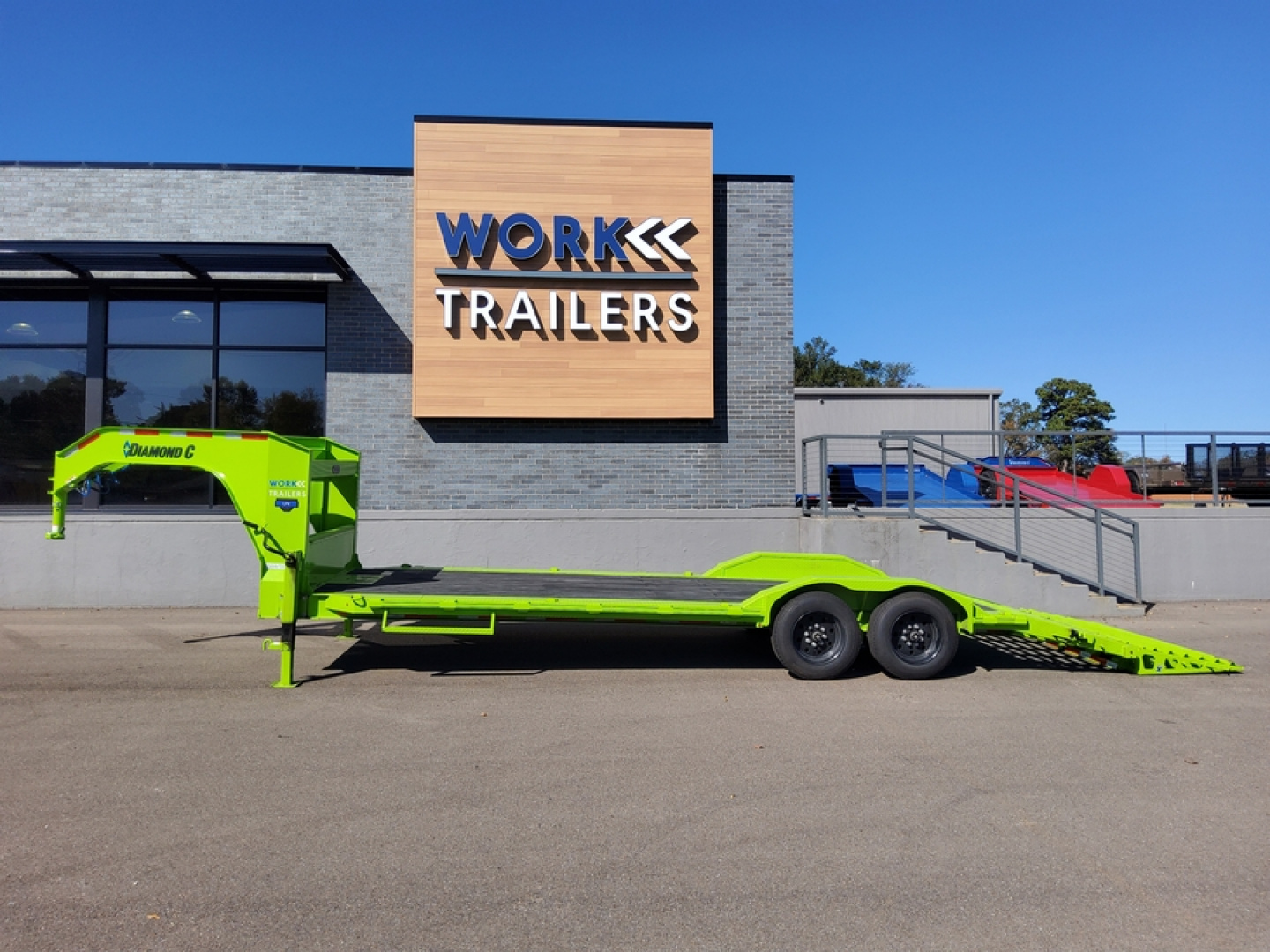 Used 2024 Diamond C Trailers LPX-GN Used Equipment Trailer