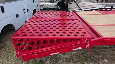 New 2026 BELMONT 38' (33+5) HD GOOSENECK Deckover w/ Full Width Wedge Ramps