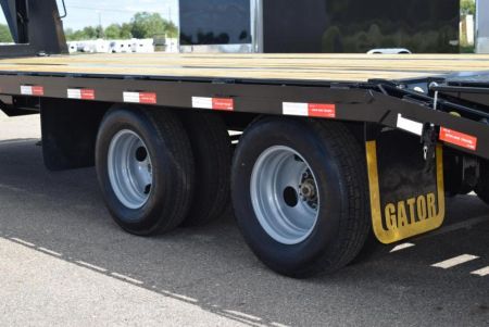 New GATORMADE 20'+5' ELITE GOOSENECK HEAVY EQUIPMENT TRAILER w/ HYDRAULIC JACKS