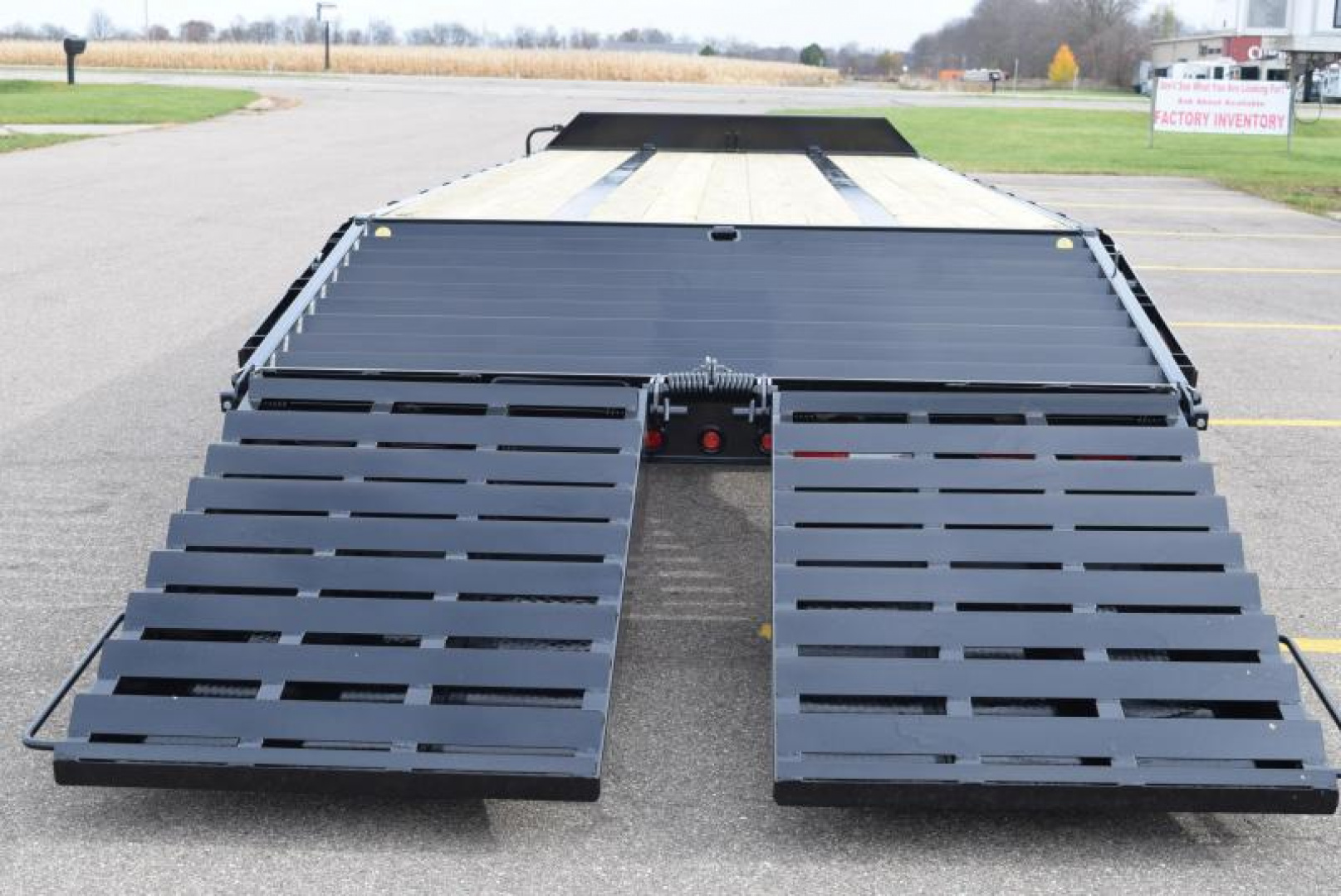 New GATORMADE 20'+5' PINTLE 22K EQUIPMENT TRAILER
