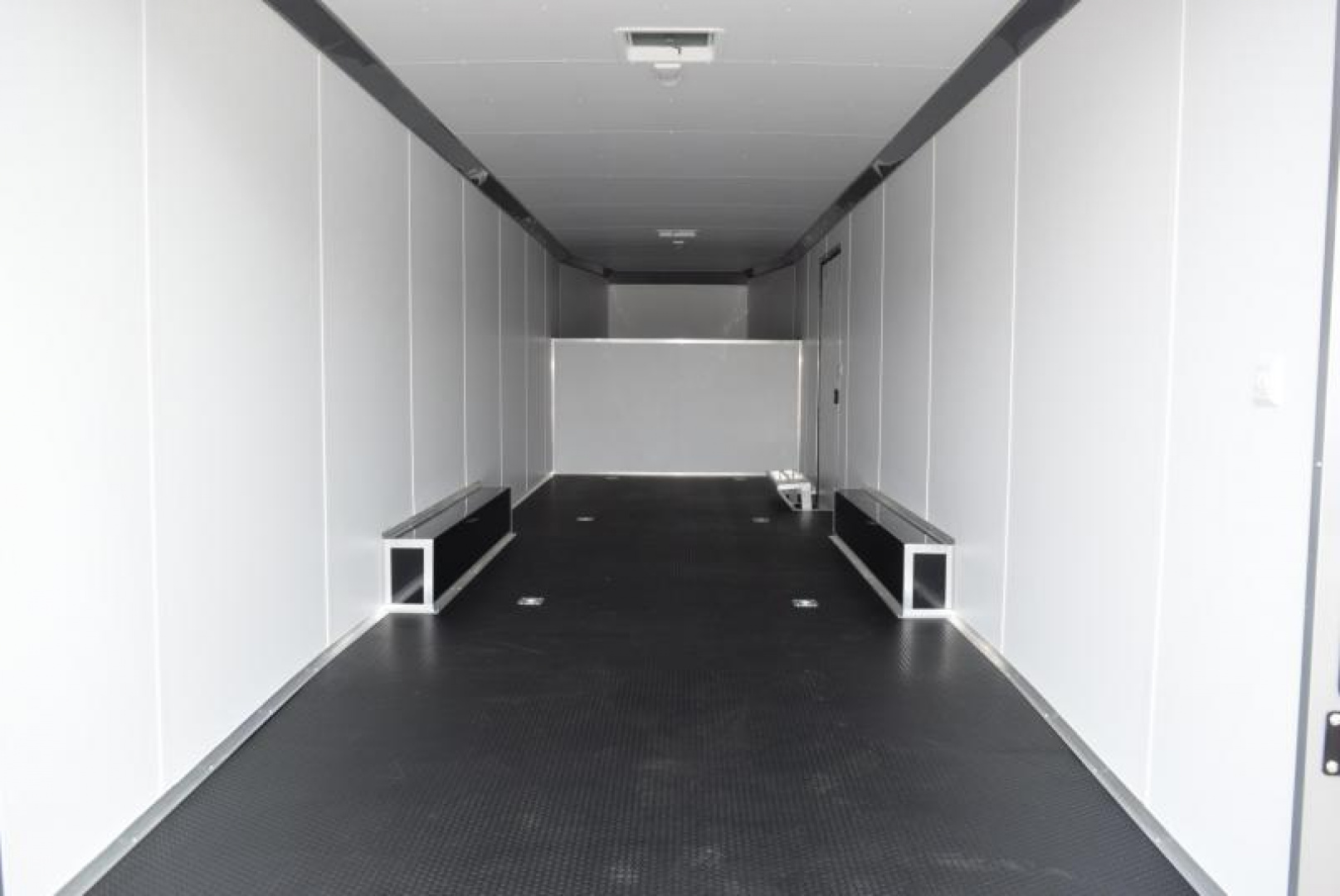 New BRAVO 8.5x36' STAR GOOSENECK RACE TRAILER