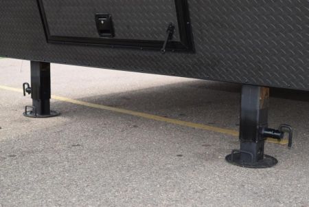 New BRAVO 8.5x36' STAR GOOSENECK RACE TRAILER