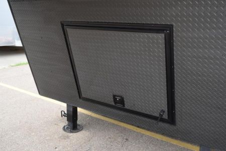 New BRAVO 8.5x36' STAR GOOSENECK RACE TRAILER