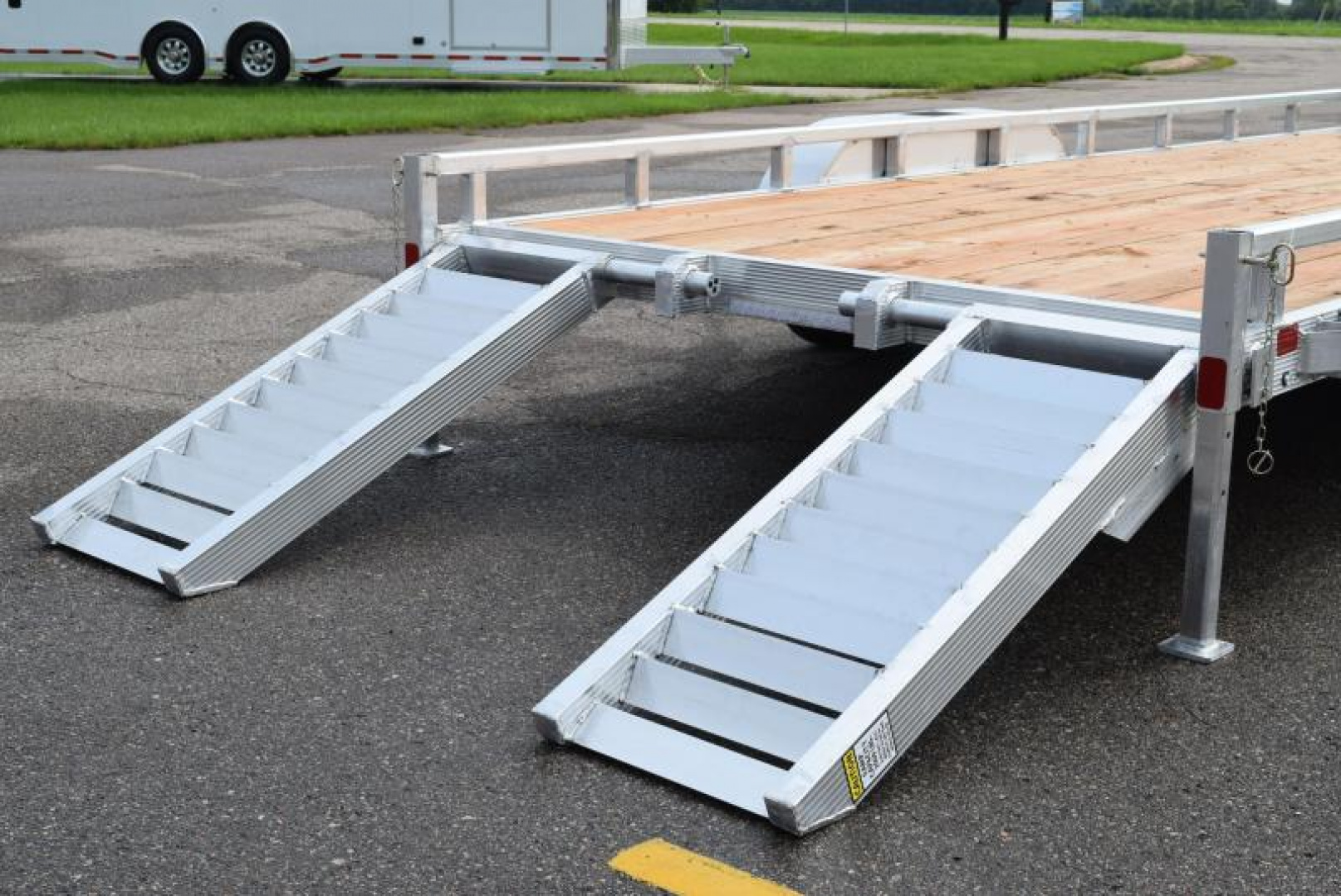 7×18 Equipment Flatbed Trailer photo 9