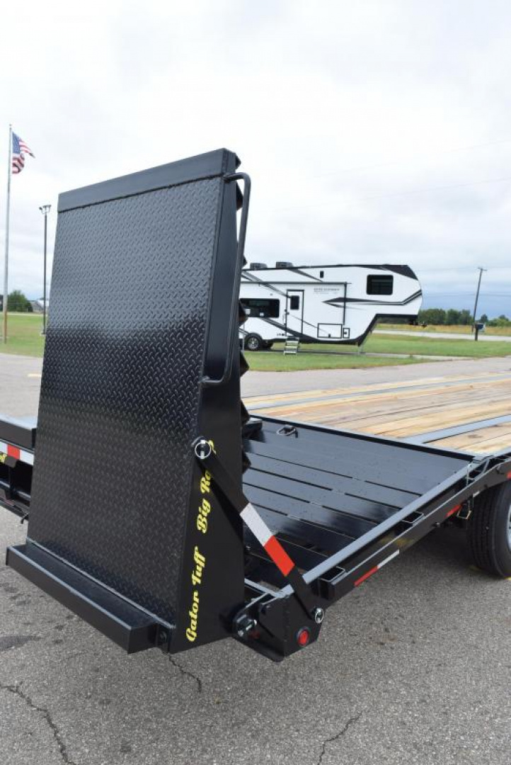 New GATORMADE 20'+5' PINTLE 16K EQUIPMENT TRAILER