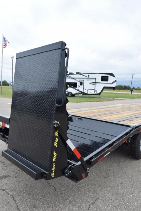 New GATORMADE 20'+5' PINTLE 16K EQUIPMENT TRAILER